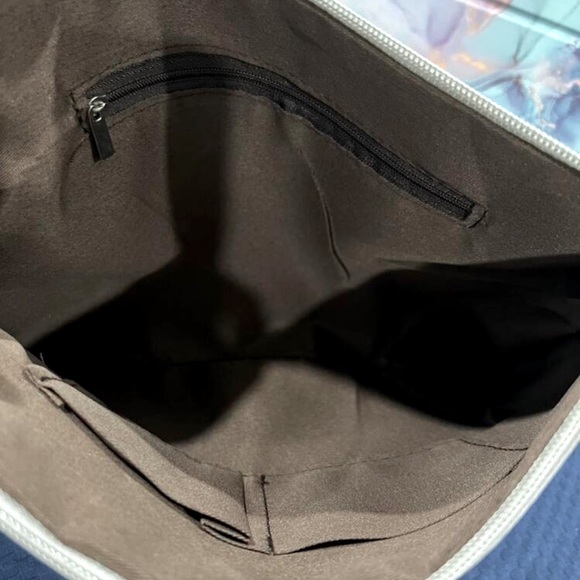 PU Large Clutch Purse - Picture 6 of 6